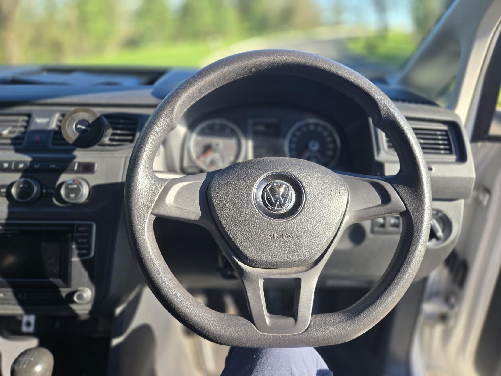 Volkswagen Caddy 1.0 TSI C20 BlueMotion Tech Startline Panel Van 5dr Petrol Manual SWB Euro 6 (s/s) (102 ps)