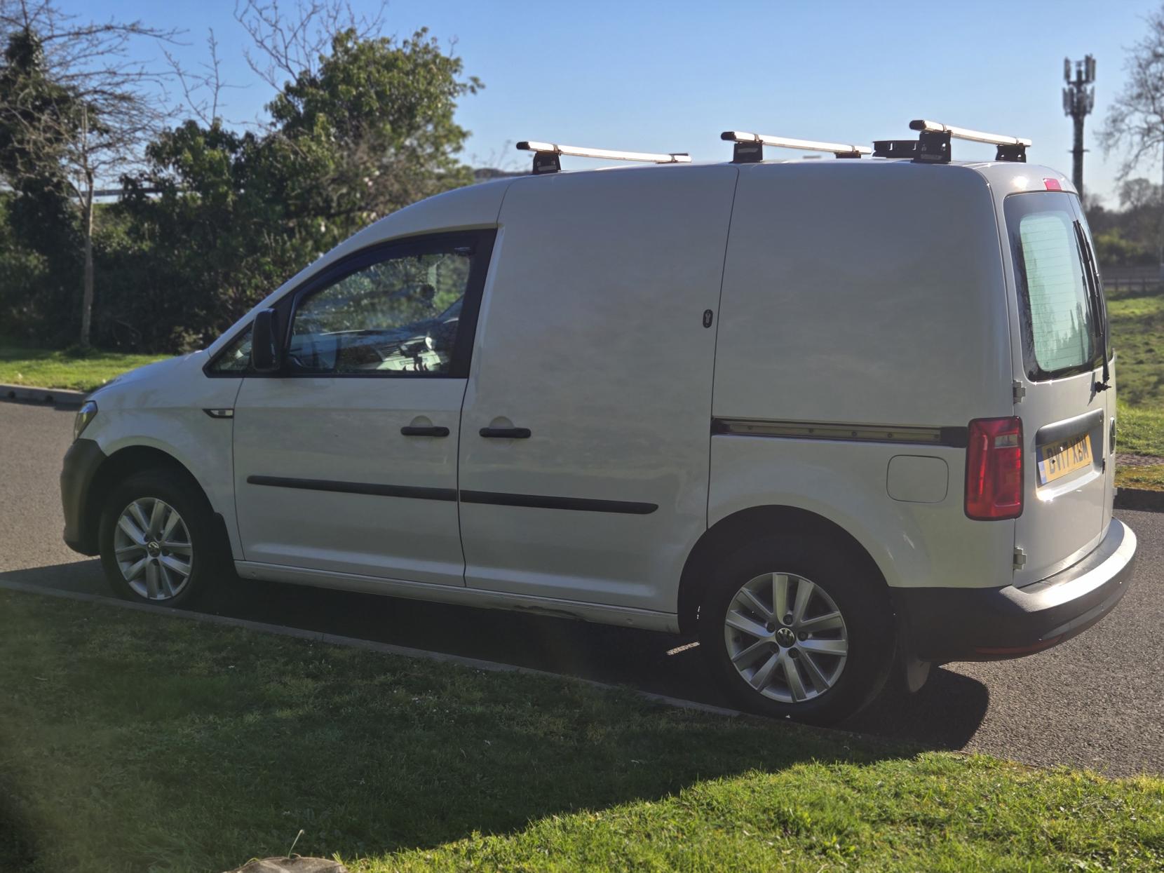 Volkswagen Caddy 1.0 TSI C20 BlueMotion Tech Startline Panel Van 5dr Petrol Manual SWB Euro 6 (s/s) (102 ps)