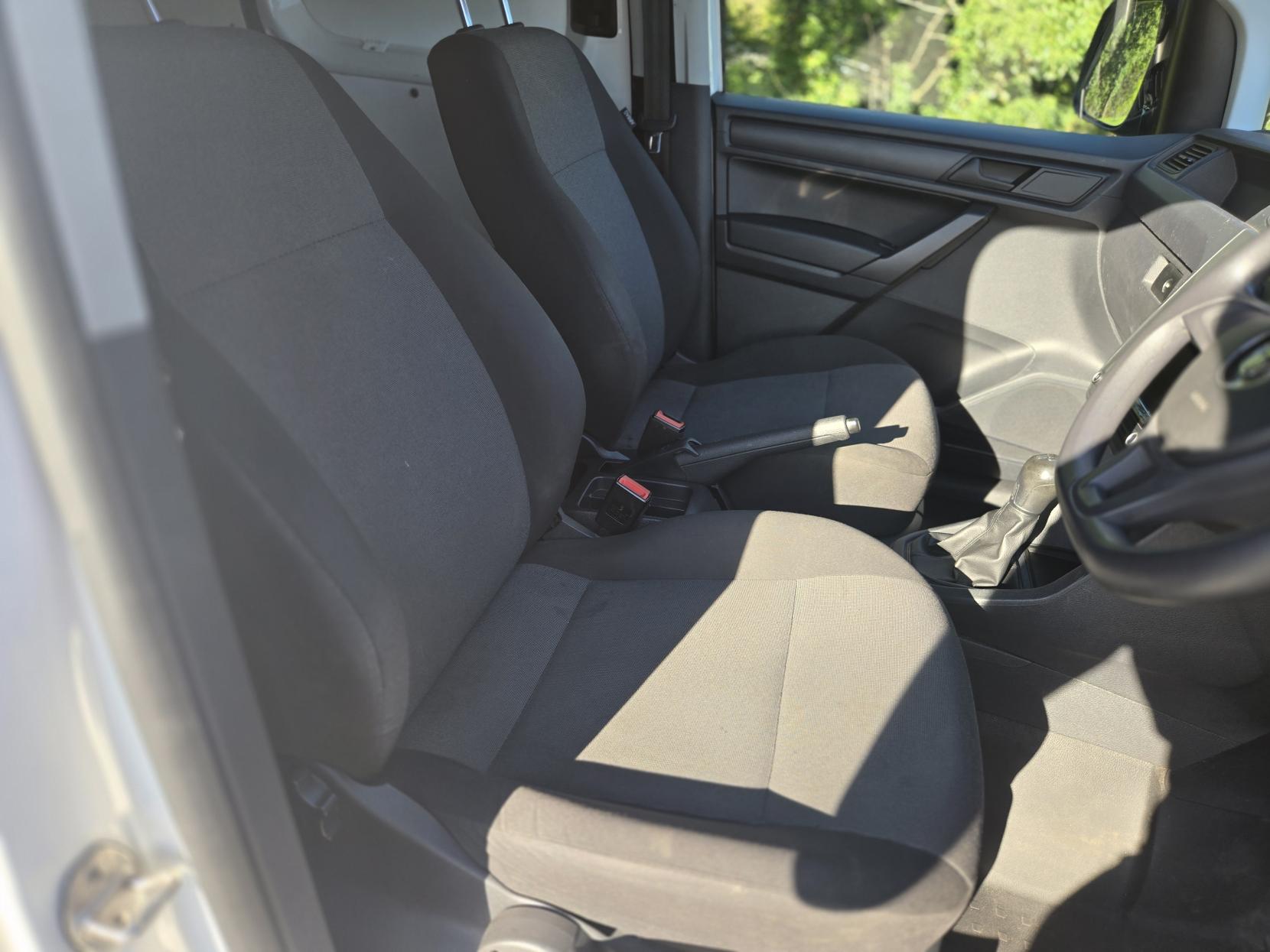 Volkswagen Caddy 1.0 TSI C20 BlueMotion Tech Startline Panel Van 5dr Petrol Manual SWB Euro 6 (s/s) (102 ps)