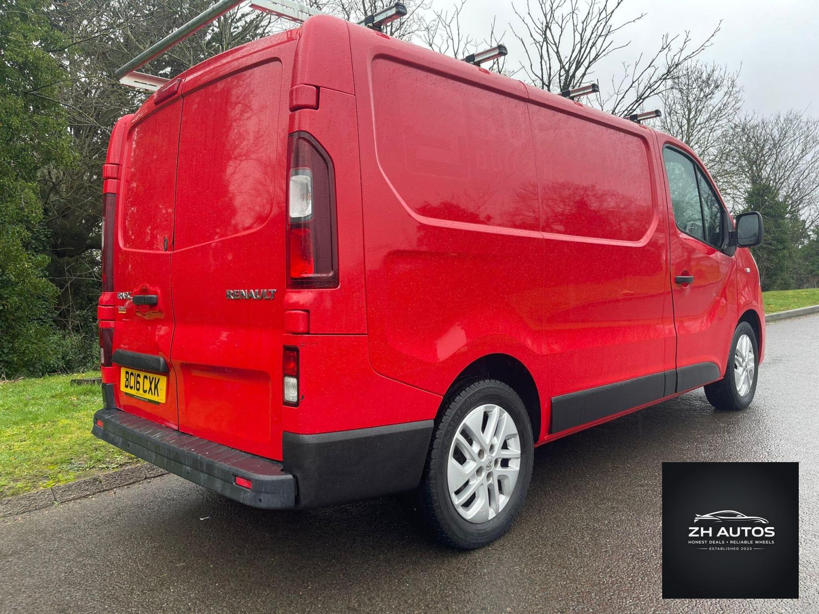 Renault Trafic 1.6 dCi 27 Sport Nav SWB Standard Roof Euro 6 5dr