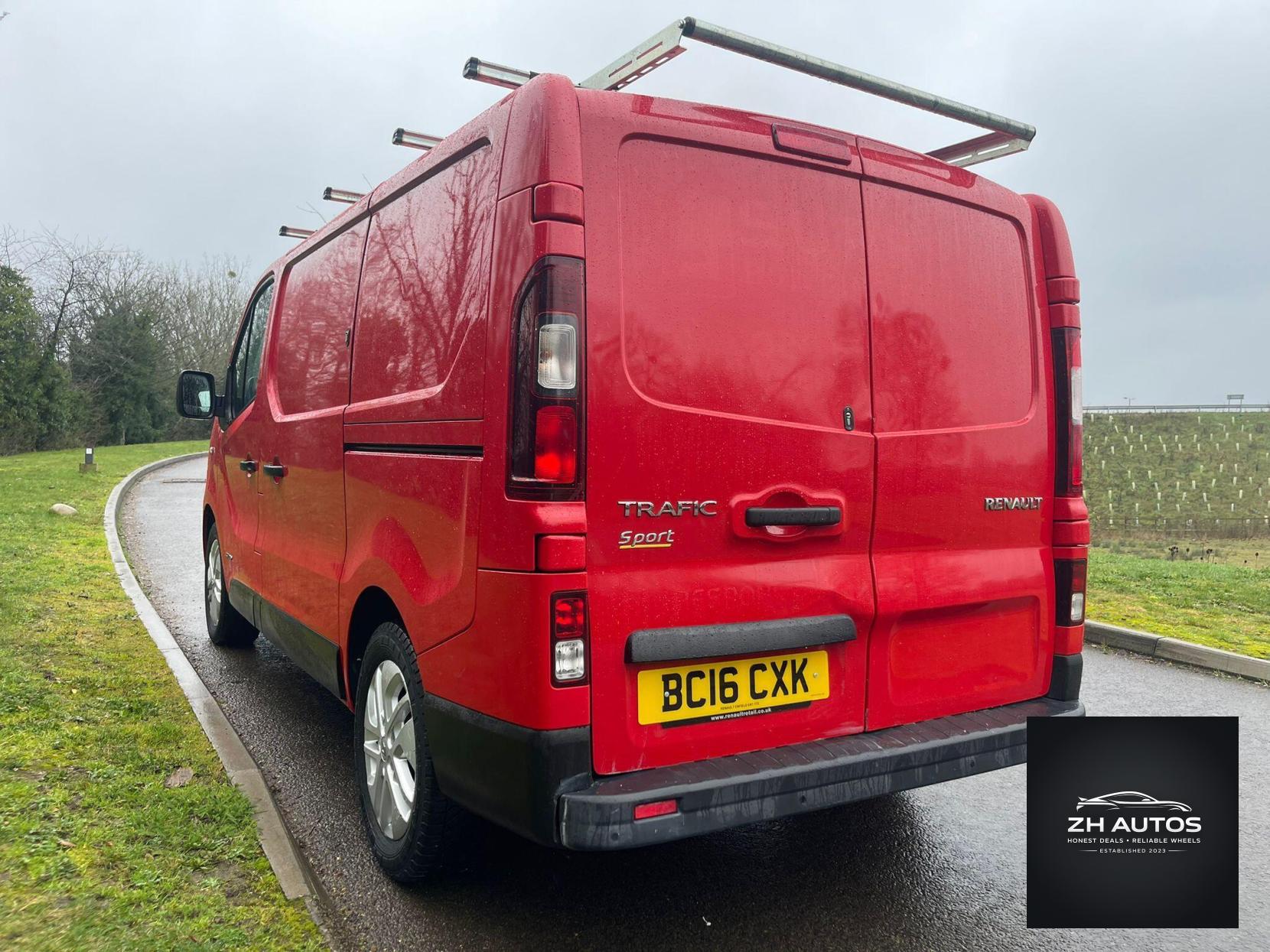 Renault Trafic 1.6 dCi 27 Sport Nav SWB Standard Roof Euro 6 5dr