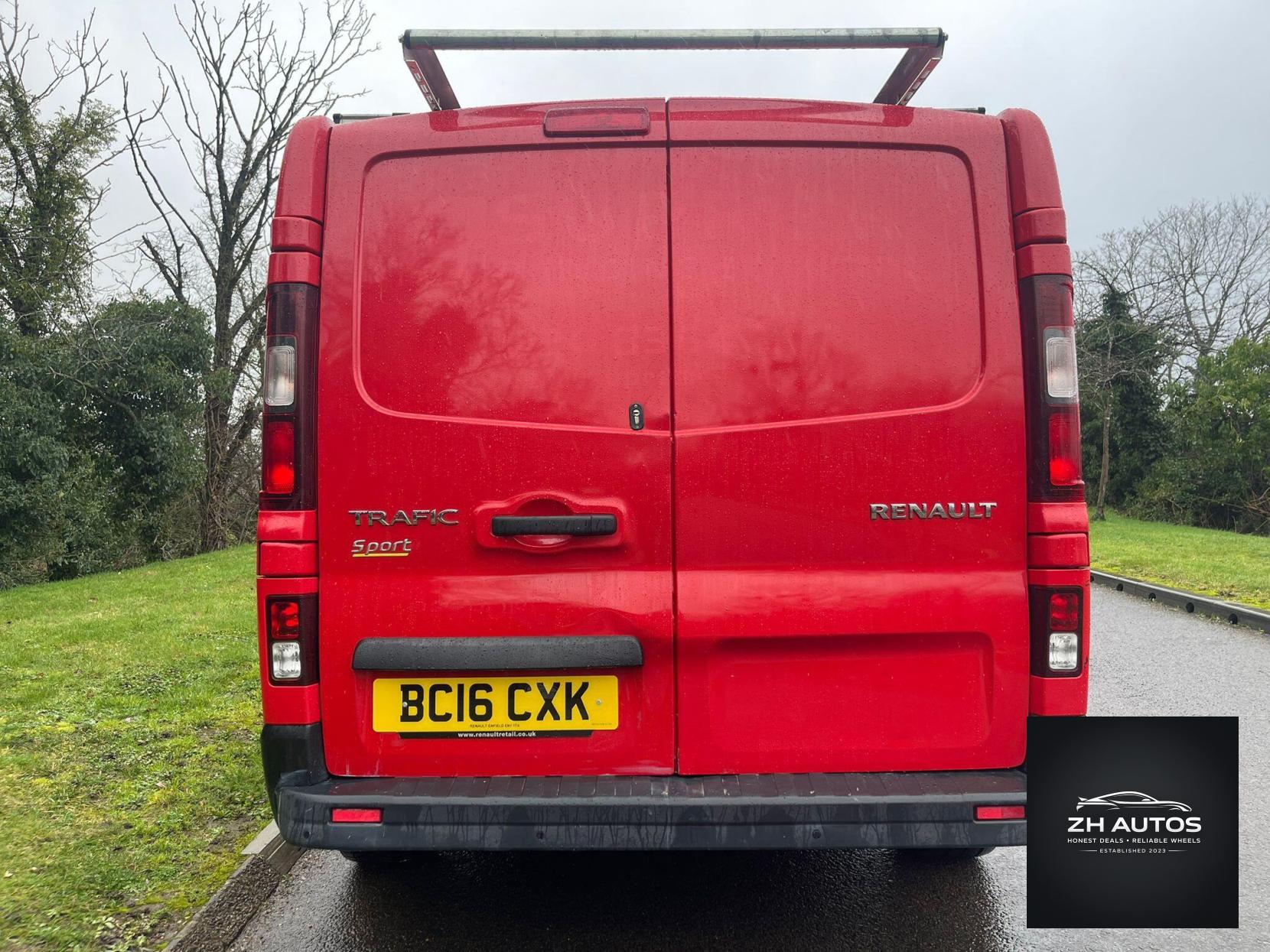 Renault Trafic 1.6 dCi 27 Sport Nav SWB Standard Roof Euro 6 5dr