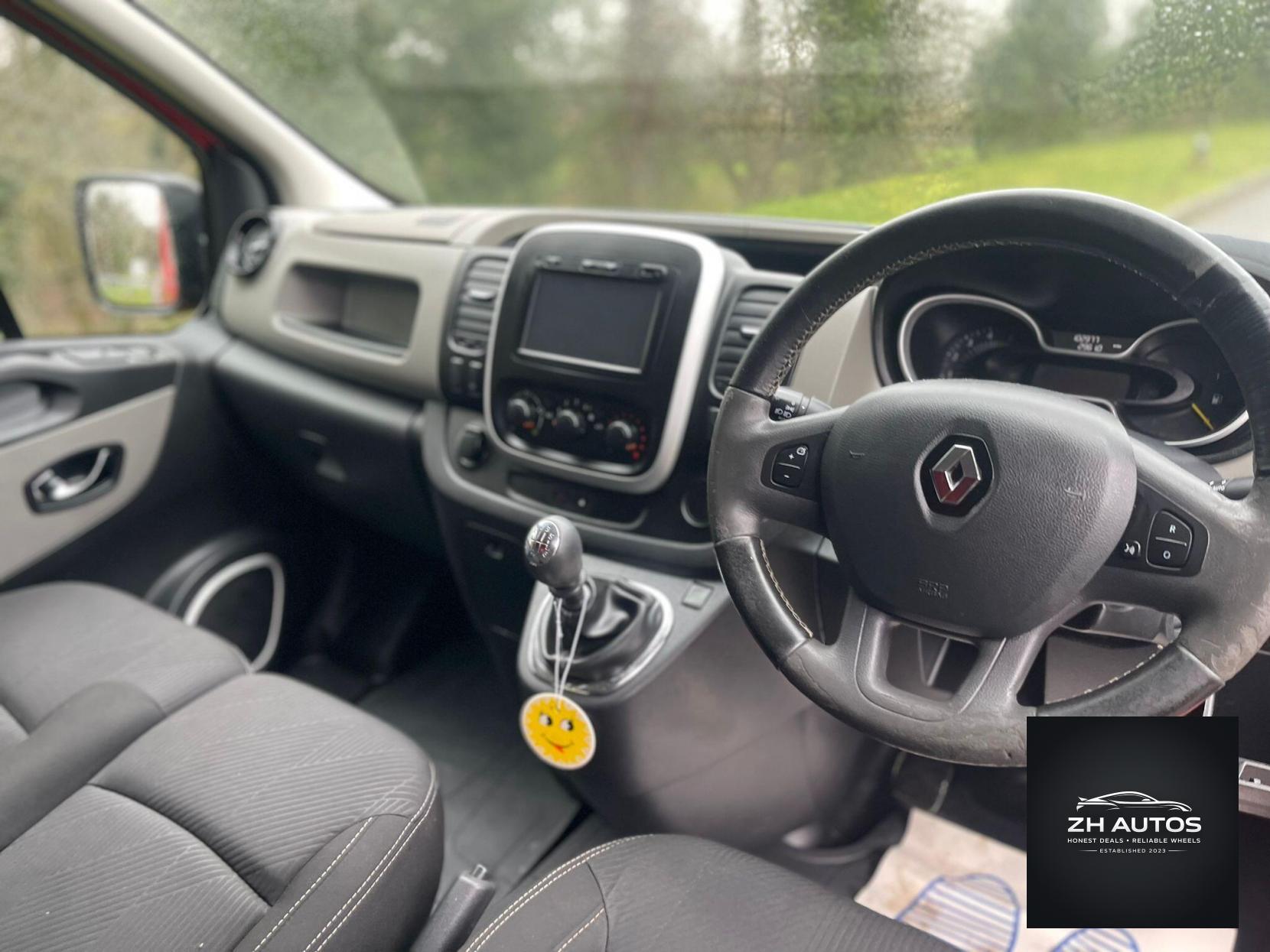 Renault Trafic 1.6 dCi 27 Sport Nav SWB Standard Roof Euro 6 5dr