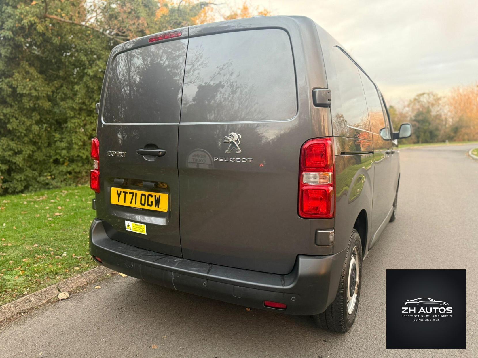 Peugeot Expert 2.0 BlueHDi 1400 Professional Premium Standard Panel Van MWB Euro 6 (s/s) 6dr