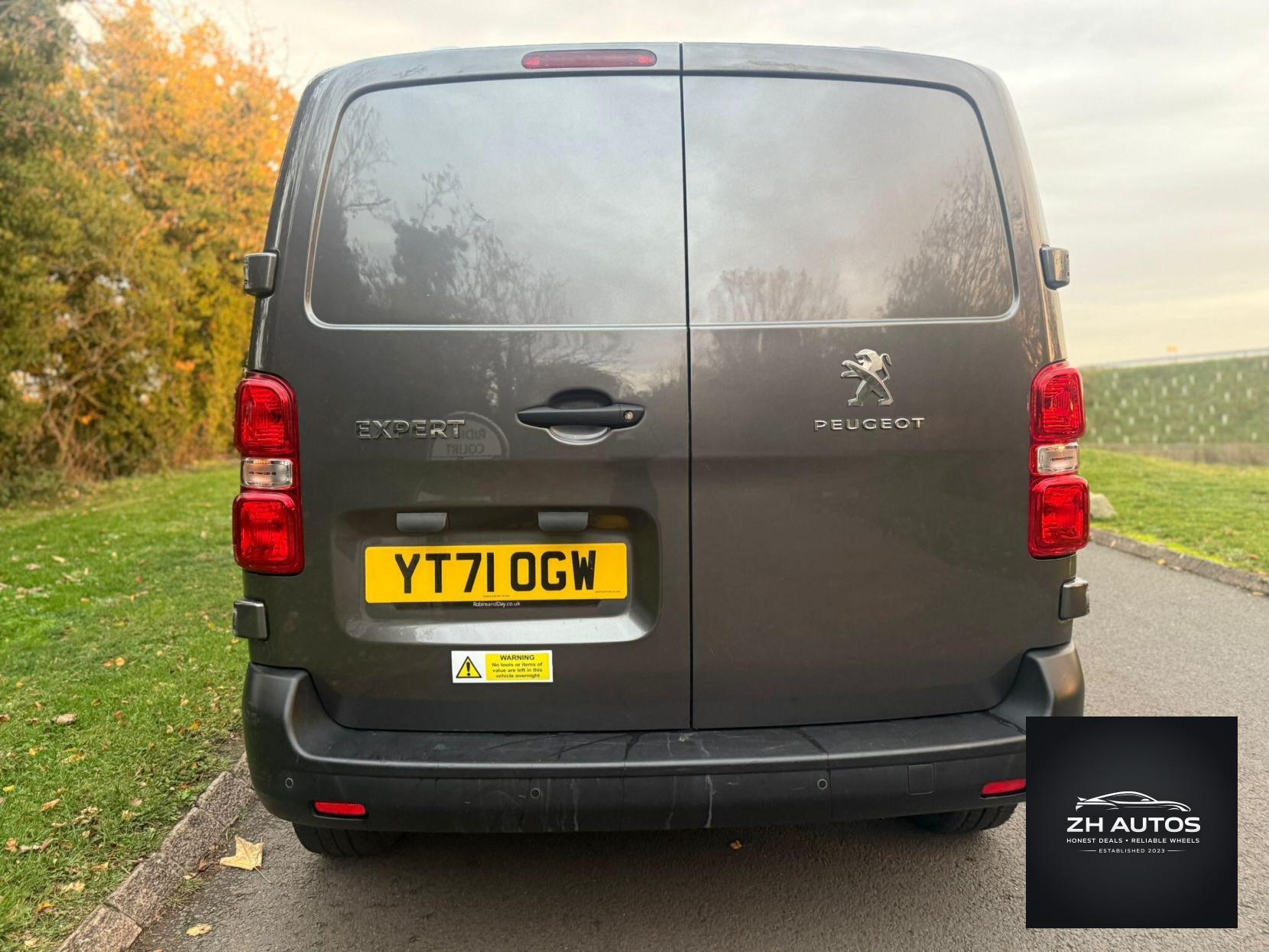 Peugeot Expert 2.0 BlueHDi 1400 Professional Premium Standard Panel Van MWB Euro 6 (s/s) 6dr