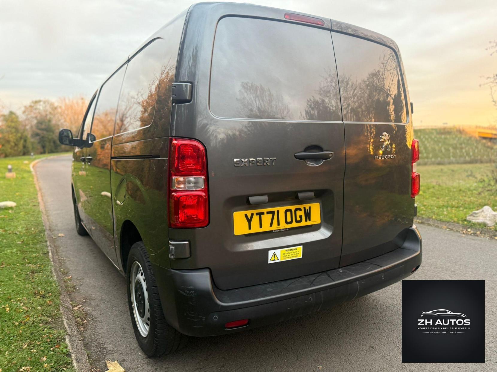 Peugeot Expert 2.0 BlueHDi 1400 Professional Premium Standard Panel Van MWB Euro 6 (s/s) 6dr