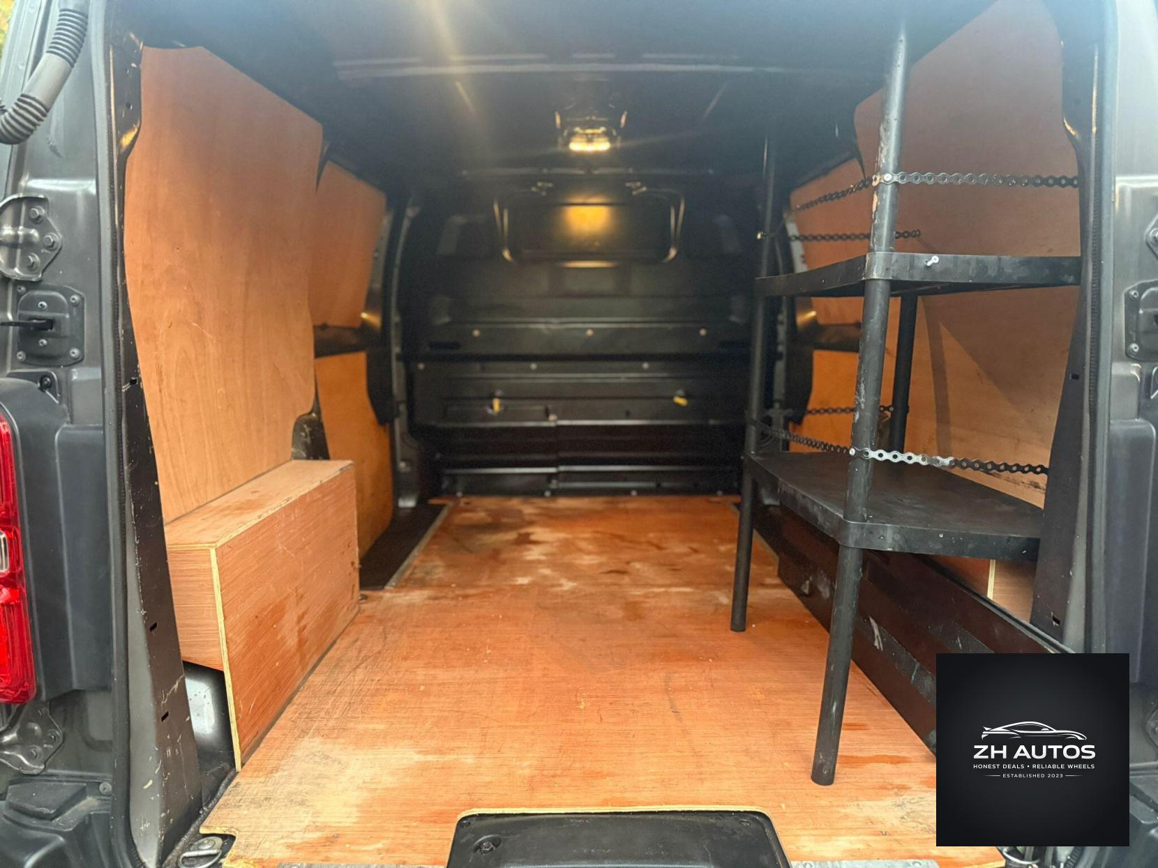 Peugeot Expert 2.0 BlueHDi 1400 Professional Premium Standard Panel Van MWB Euro 6 (s/s) 6dr