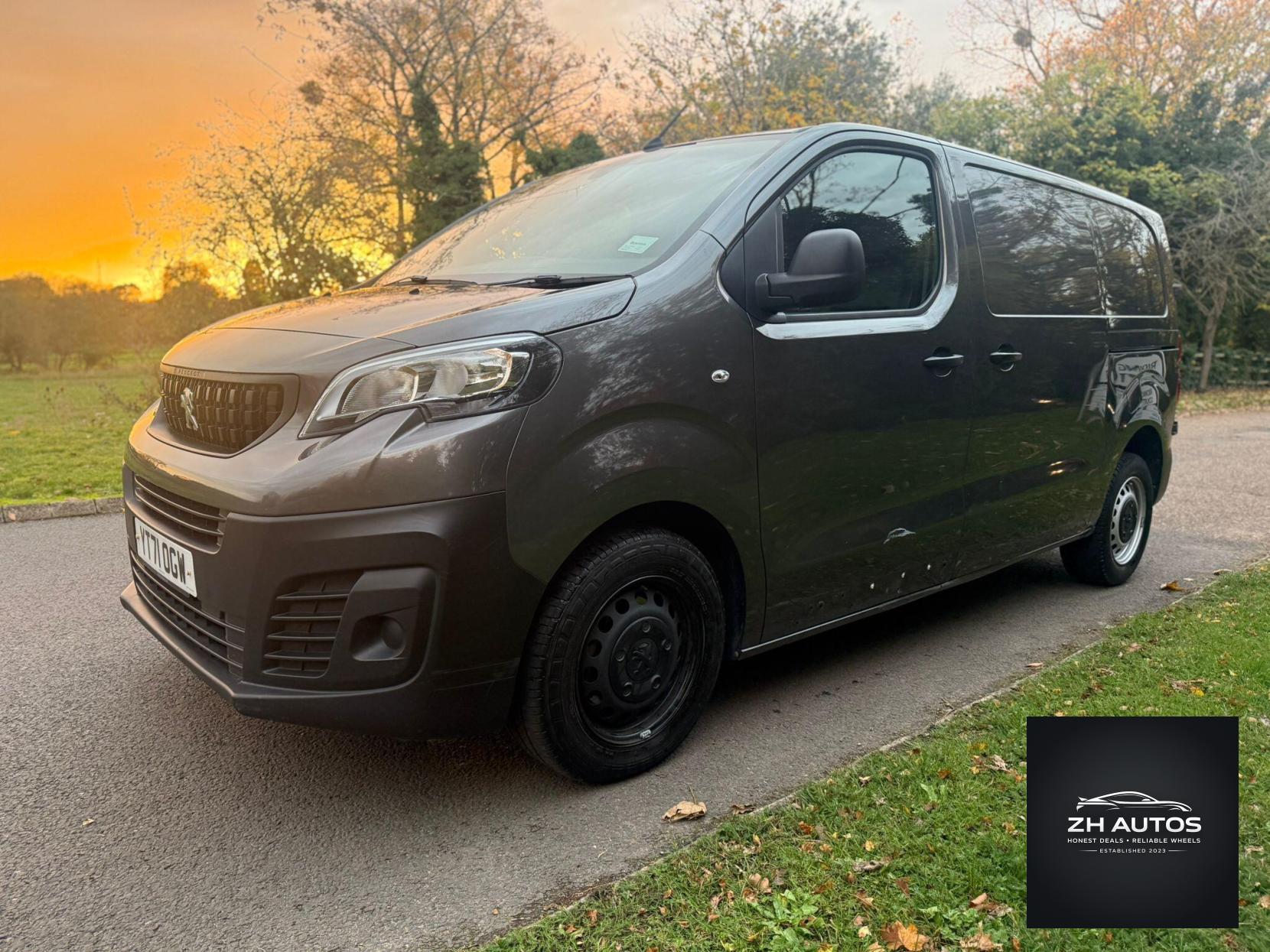 Peugeot Expert 2.0 BlueHDi 1400 Professional Premium Standard Panel Van MWB Euro 6 (s/s) 6dr