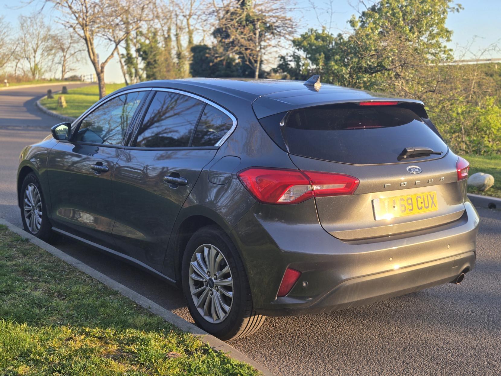 Ford Focus 1.0T EcoBoost Titanium Hatchback 5dr Petrol Manual Euro 6 (s/s) (125 ps)