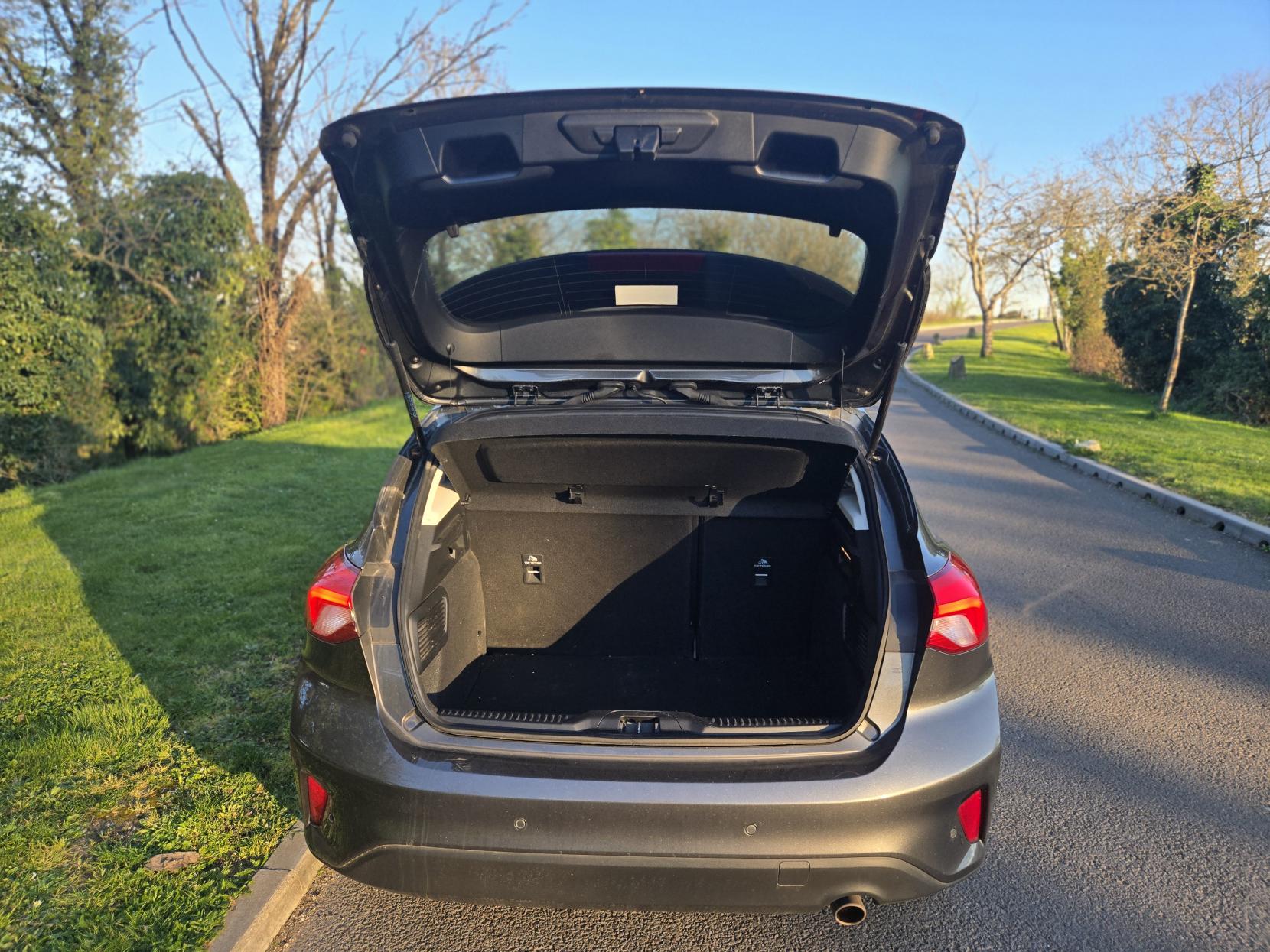 Ford Focus 1.0T EcoBoost Titanium Hatchback 5dr Petrol Manual Euro 6 (s/s) (125 ps)