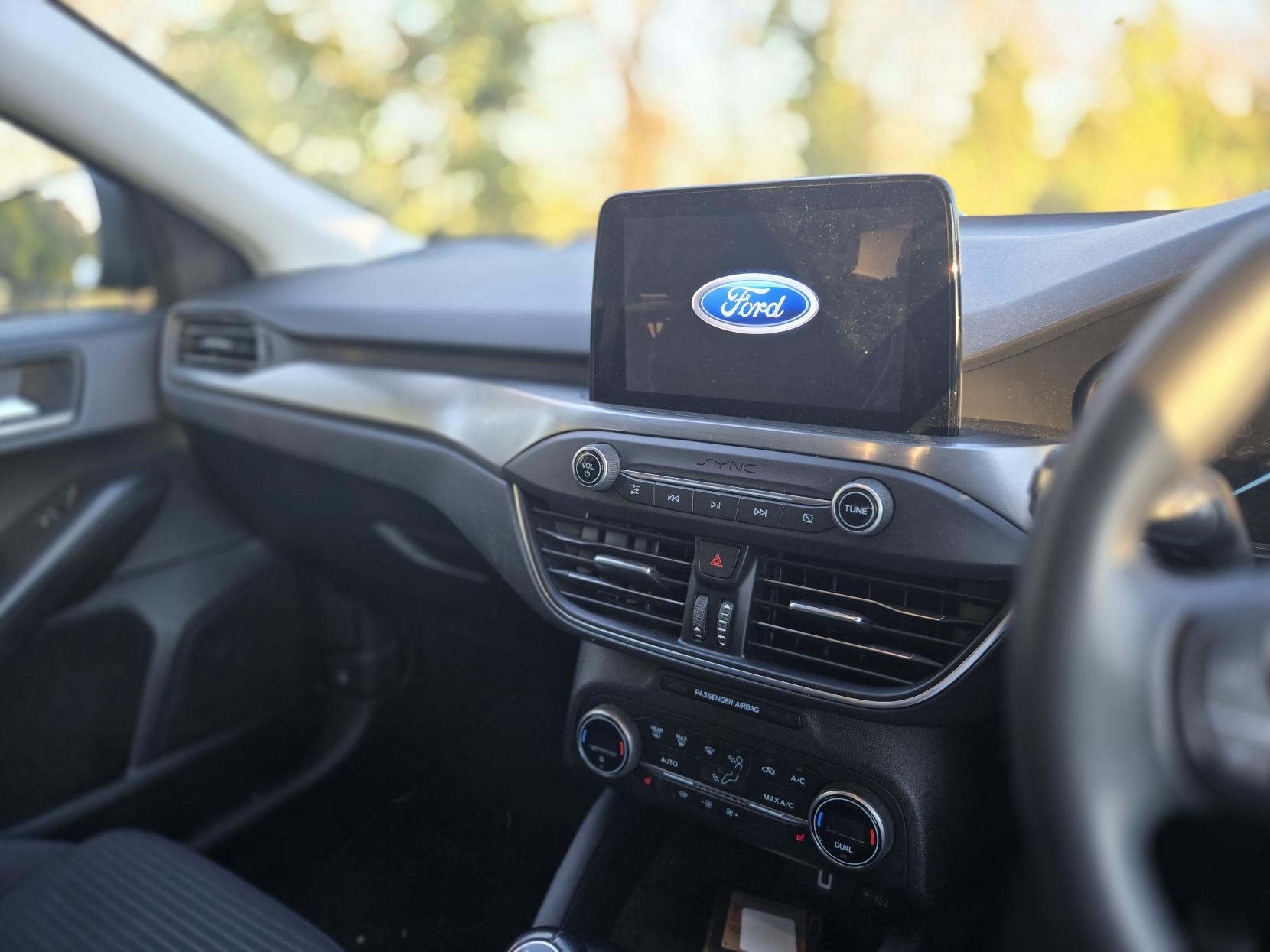 Ford Focus 1.0T EcoBoost Titanium Hatchback 5dr Petrol Manual Euro 6 (s/s) (125 ps)