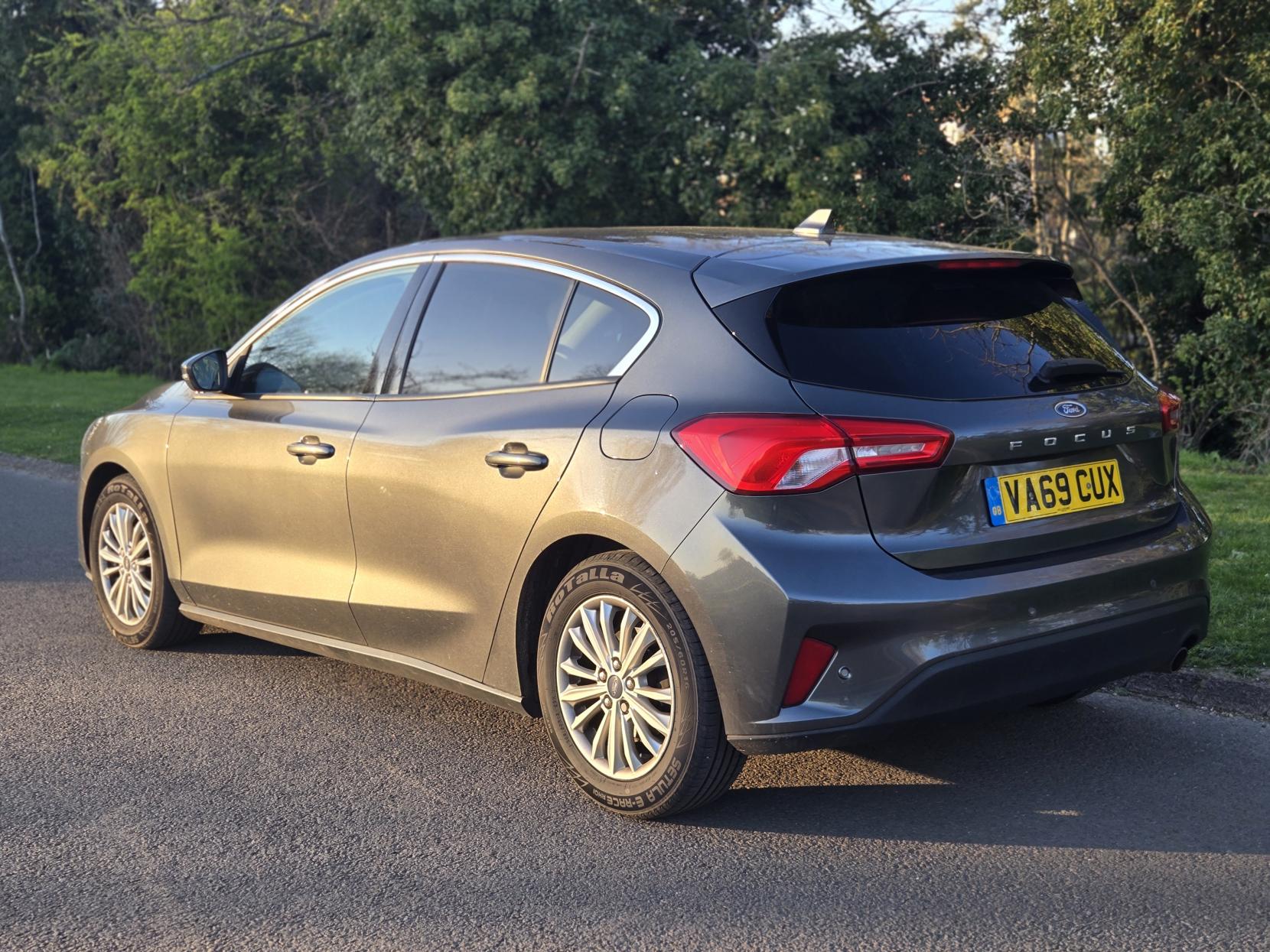 Ford Focus 1.0T EcoBoost Titanium Hatchback 5dr Petrol Manual Euro 6 (s/s) (125 ps)