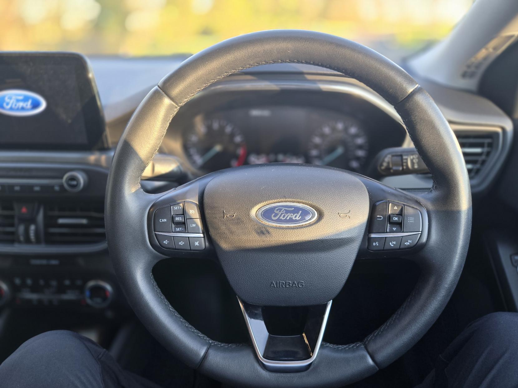 Ford Focus 1.0T EcoBoost Titanium Hatchback 5dr Petrol Manual Euro 6 (s/s) (125 ps)