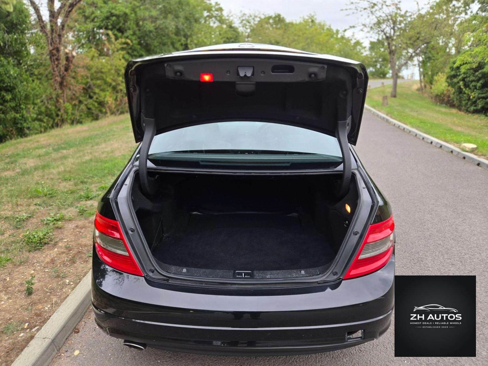 Mercedes-Benz C Class 2.1 C200 CDI BlueEfficiency Sport Auto Euro 5 4dr