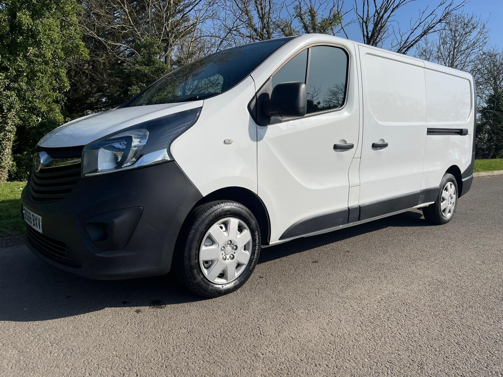 Vauxhall Vivaro 1.6 CDTi 2900 Panel Van 5dr Diesel Manual L2 H1 Euro 6 (120 ps)