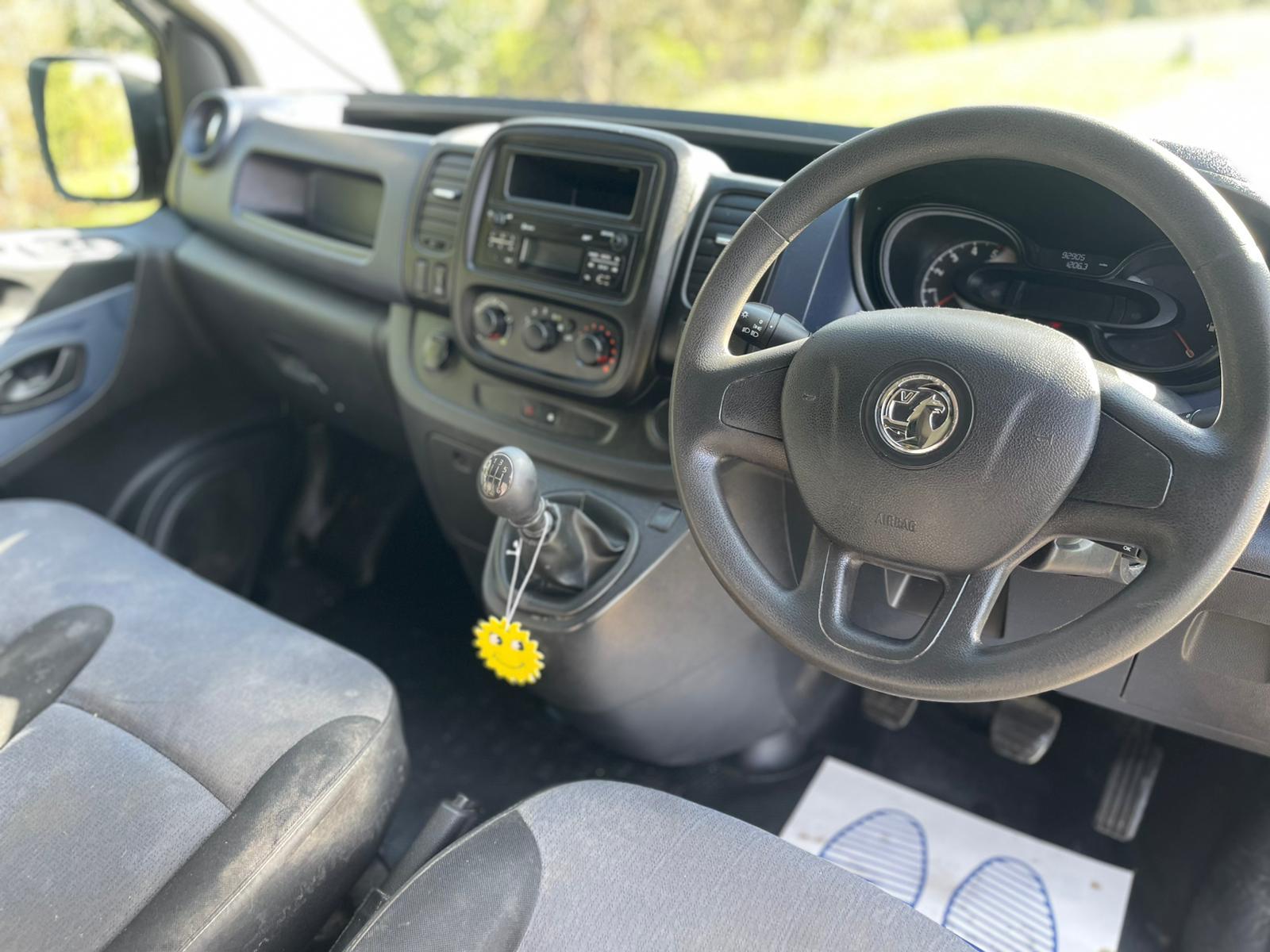 Vauxhall Vivaro 1.6 CDTi 2900 Panel Van 5dr Diesel Manual L2 H1 Euro 6 (120 ps)