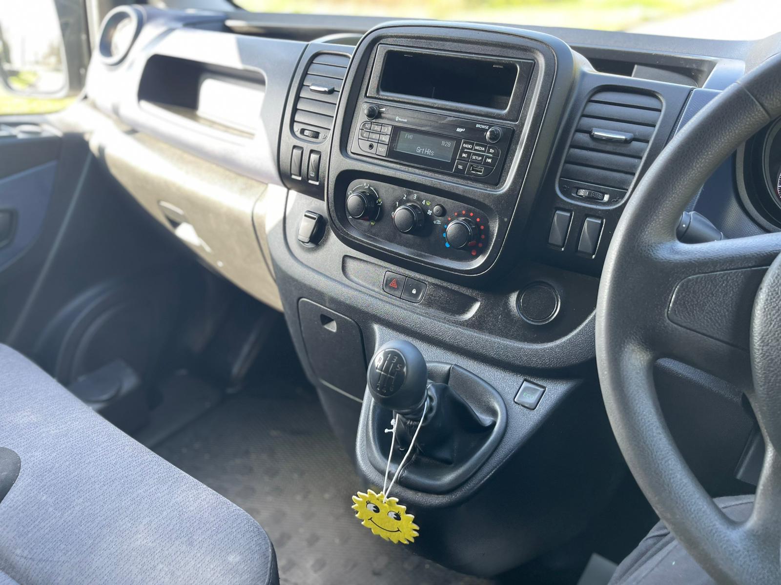 Vauxhall Vivaro 1.6 CDTi 2900 Panel Van 5dr Diesel Manual L2 H1 Euro 6 (120 ps)