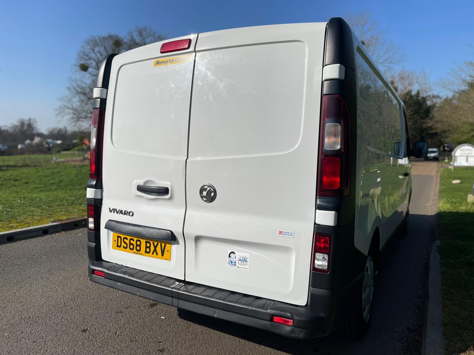 Vauxhall Vivaro 1.6 CDTi 2900 Panel Van 5dr Diesel Manual L2 H1 Euro 6 (120 ps)