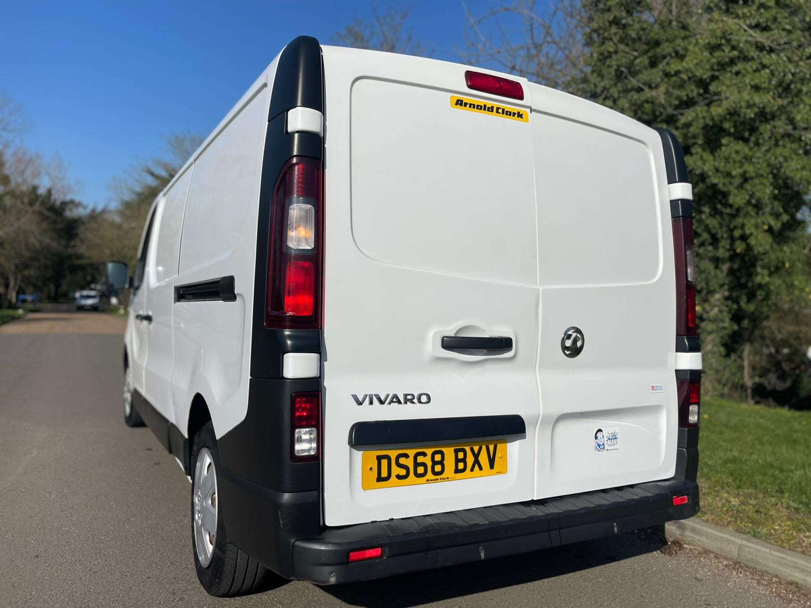 Vauxhall Vivaro 1.6 CDTi 2900 Panel Van 5dr Diesel Manual L2 H1 Euro 6 (120 ps)