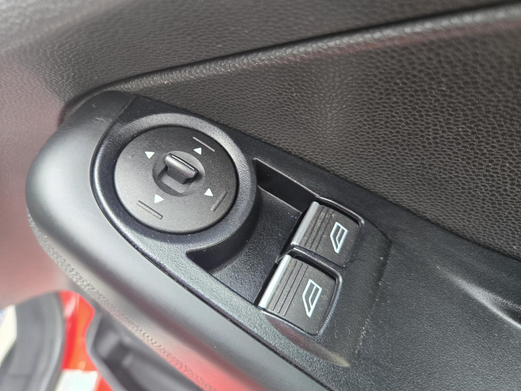 Ford Fiesta 1.0T EcoBoost ST-Line Hatchback 3dr Petrol Manual Euro 6 (s/s) (140 ps)