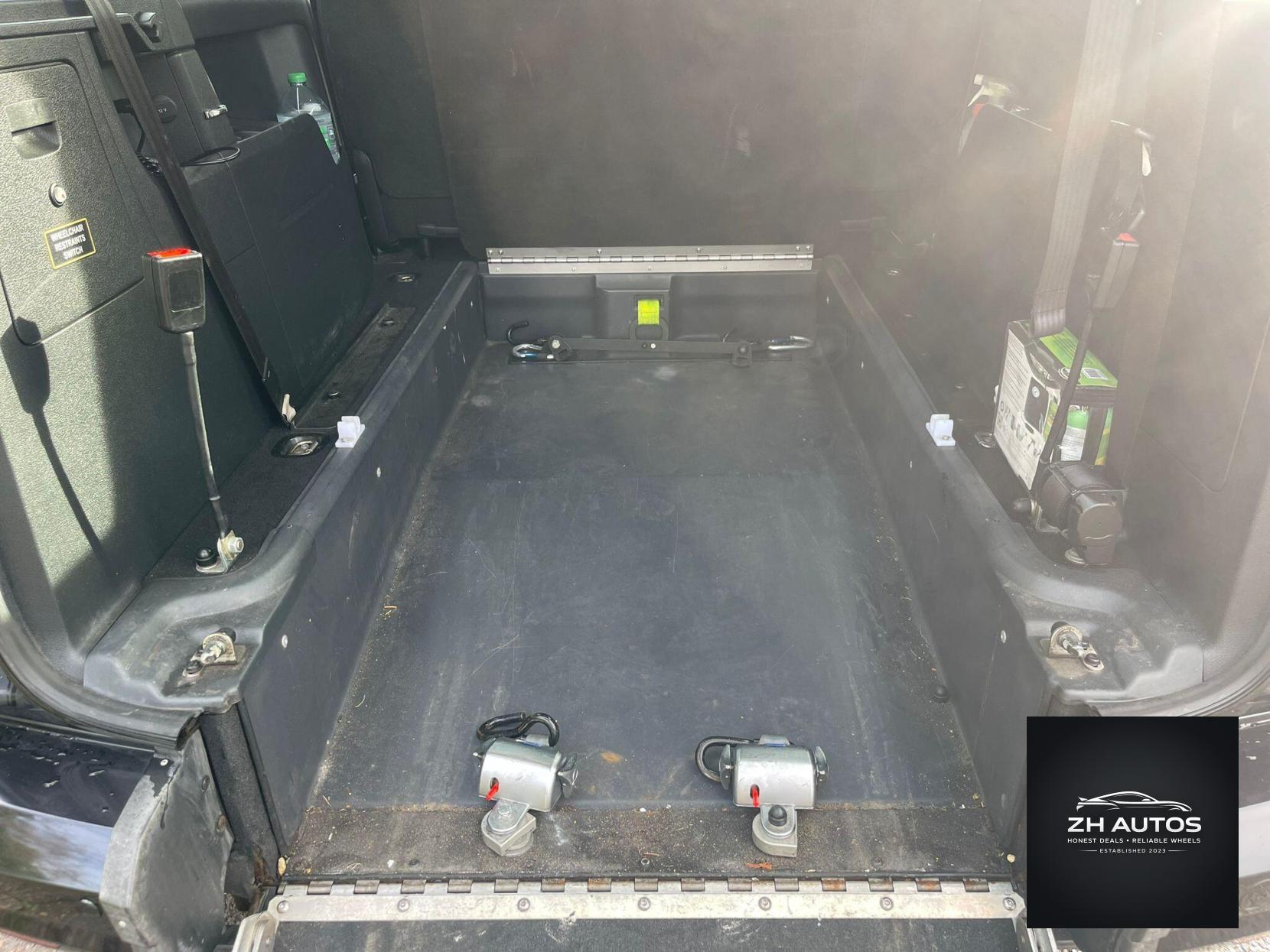 Volkswagen Caddy Maxi Life 2.0 TDI BlueMotion Tech DSG Euro 6 (s/s) 5dr