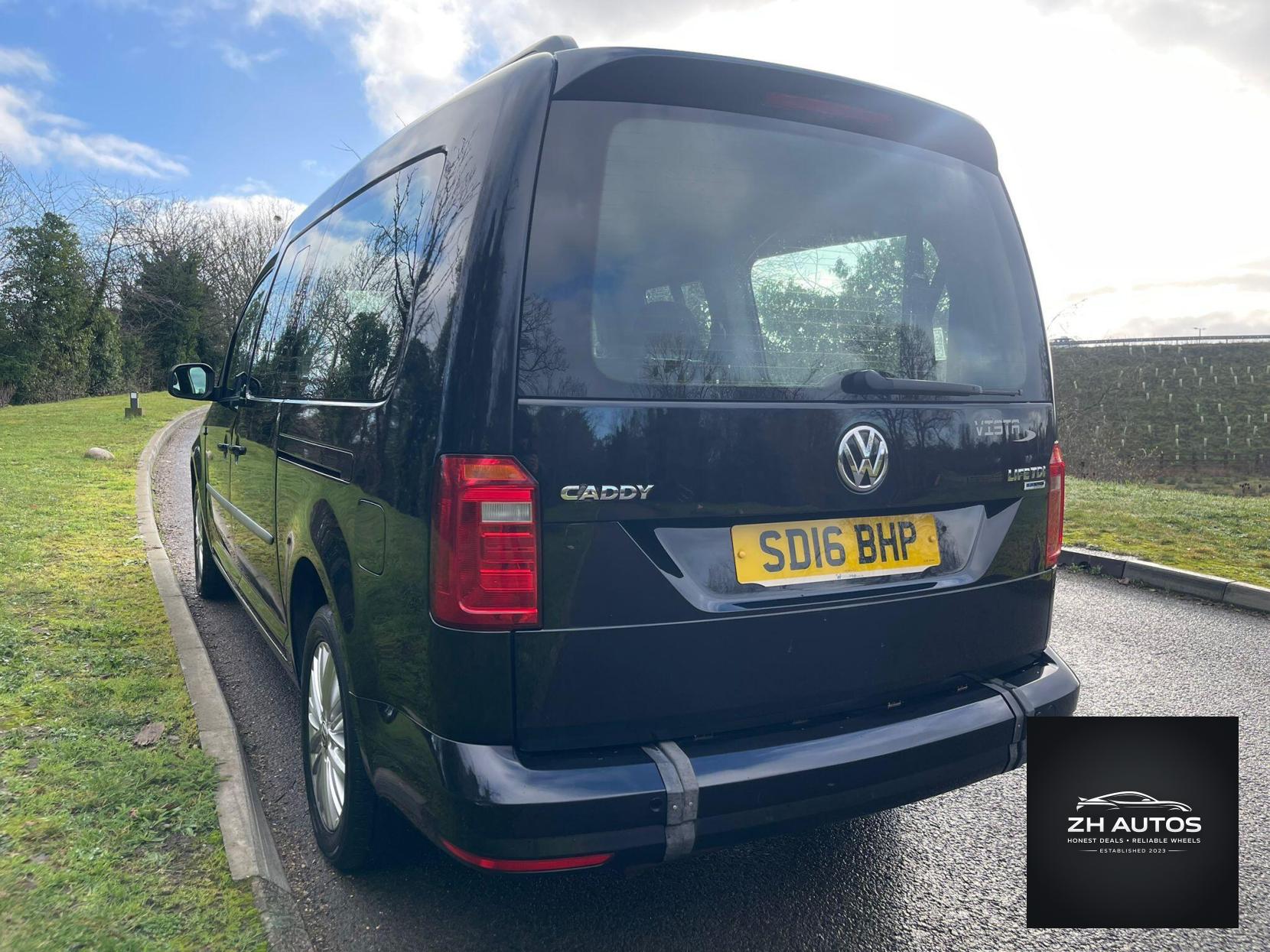 Volkswagen Caddy Maxi Life 2.0 TDI BlueMotion Tech DSG Euro 6 (s/s) 5dr