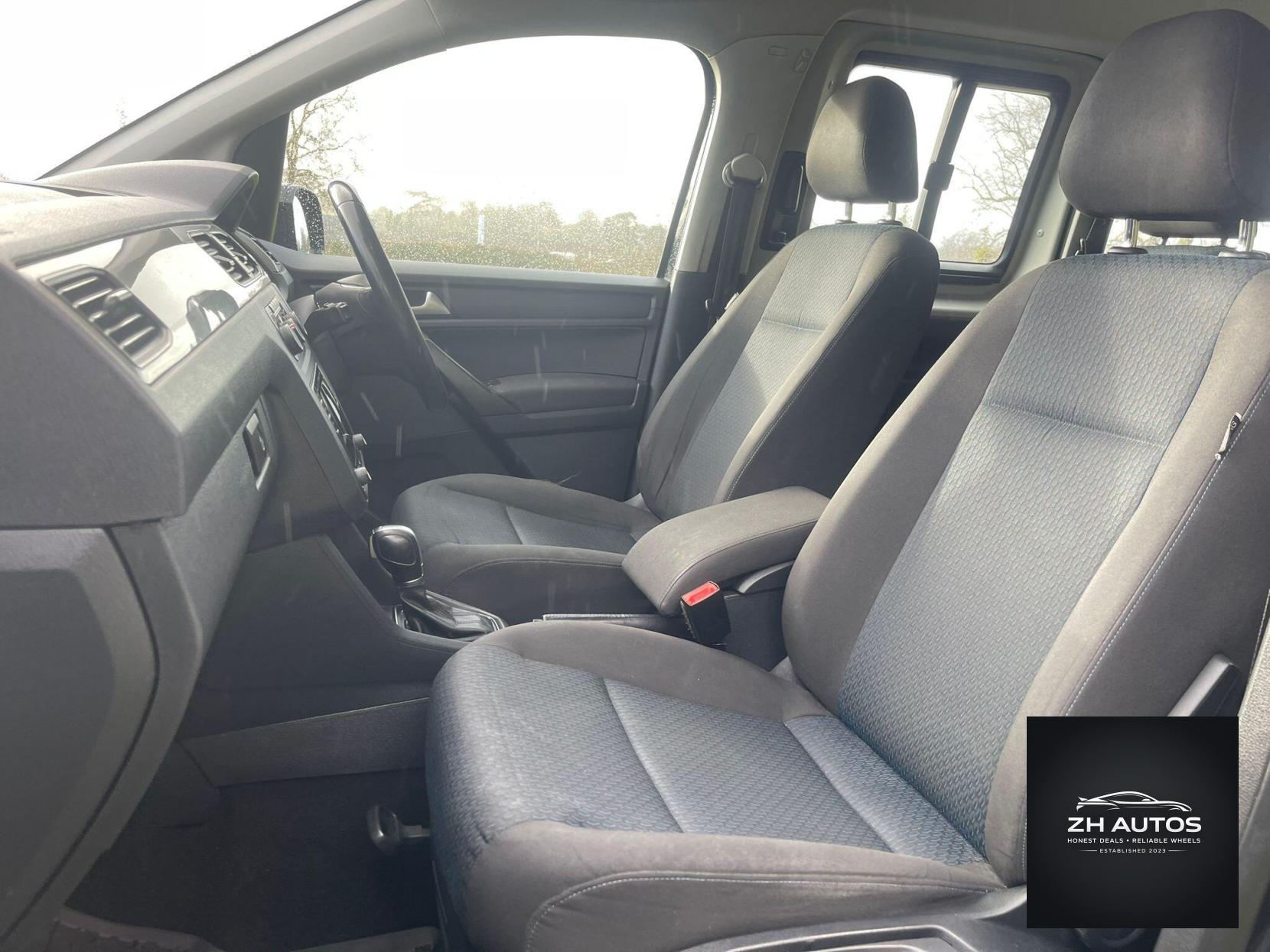 Volkswagen Caddy Maxi Life 2.0 TDI BlueMotion Tech DSG Euro 6 (s/s) 5dr