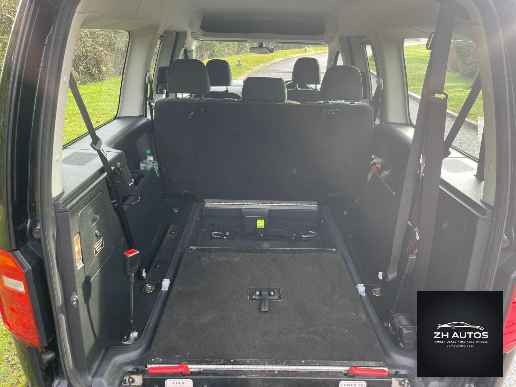 Volkswagen Caddy Maxi Life 2.0 TDI BlueMotion Tech DSG Euro 6 (s/s) 5dr