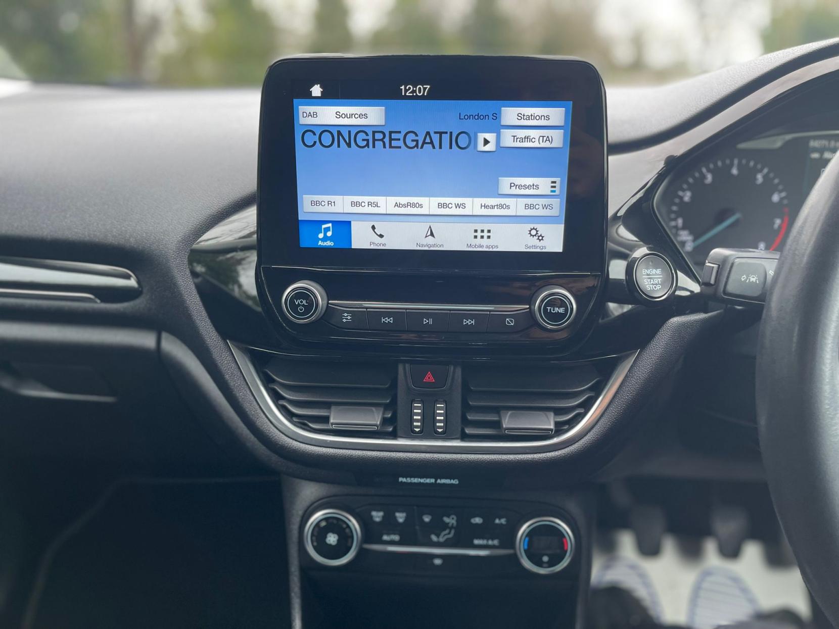 Ford Fiesta 1.0T EcoBoost Titanium Hatchback 5dr Petrol Manual Euro 6 (s/s) (100 ps)