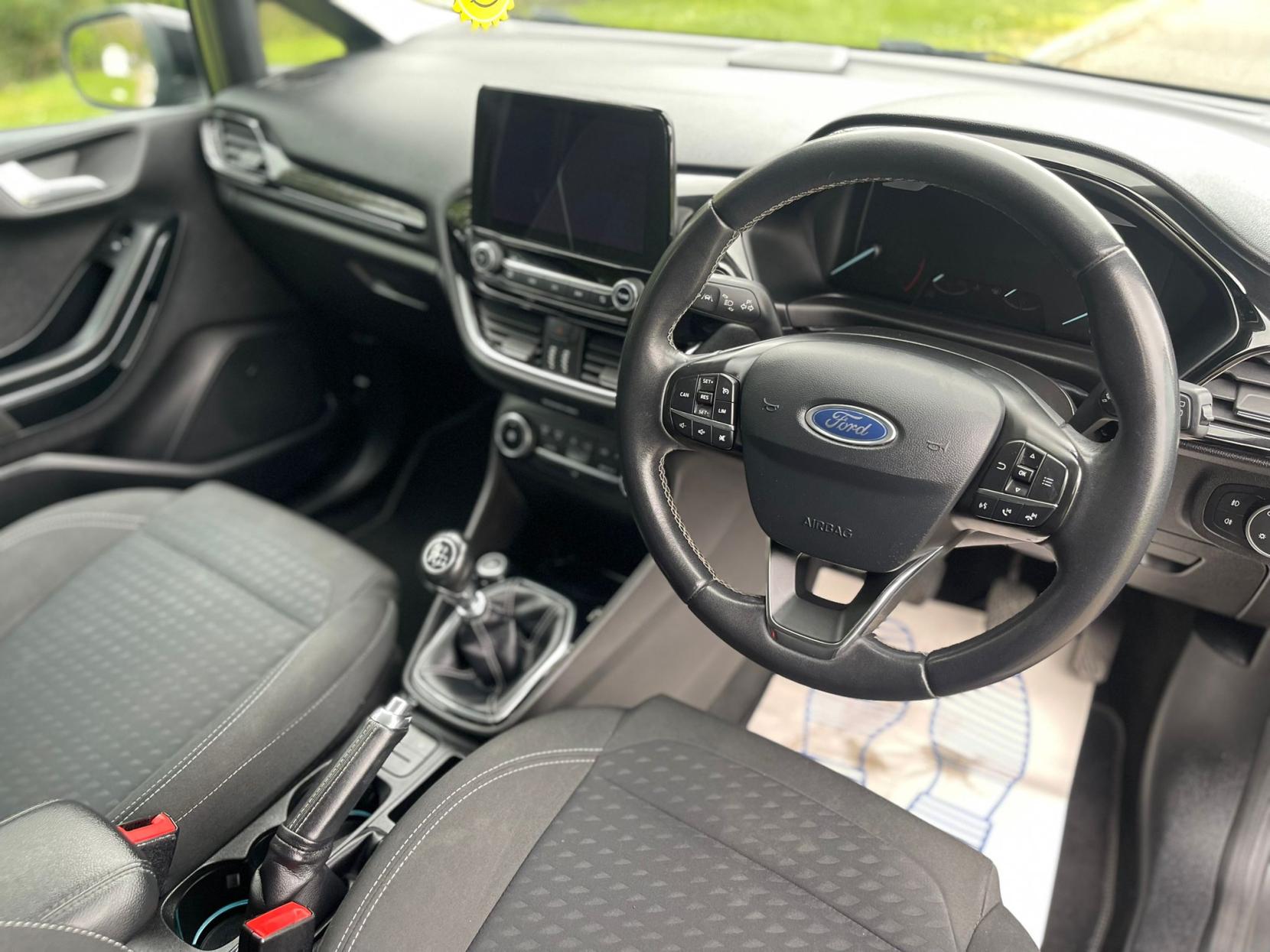 Ford Fiesta 1.0T EcoBoost Titanium Hatchback 5dr Petrol Manual Euro 6 (s/s) (100 ps)